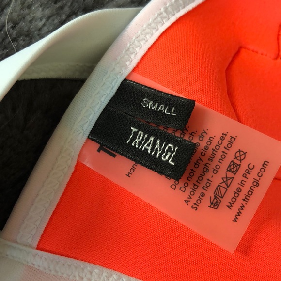 Triangl bathing suit - Picture 3 of 3